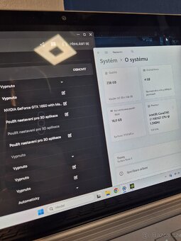 Microsoft Surface Book 3 - i7, gtx 1650, 16gb ram, 2V1 - 2