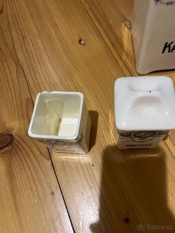 Starozitne korenky, dozy secese - 2