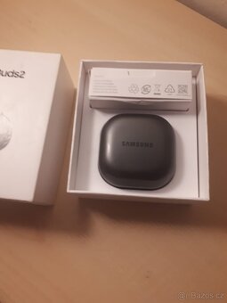 sluchatka Samsung Buds 2 - 2