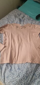 Svetřik béžový - 2