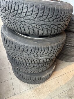 Zimní komplety 215/60 R16 Nokian - 2
