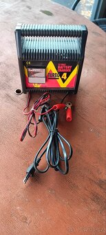 Nabíječka baterií - 2