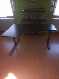 Rohový stůl IKEA - 2