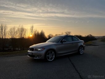 [rezervace] BMW 1er Coupe E82 3.0i manuál, pravidelný servis - 2