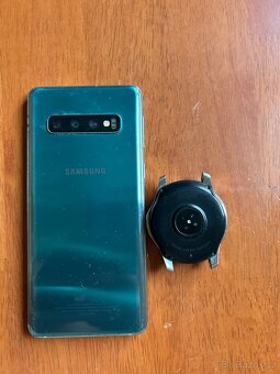 Samsung Galaxy S 10 a hodinky Samsung Gear - 2