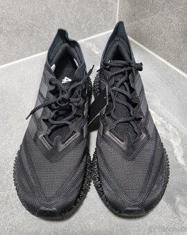 Nové tenisky Adidas 4D - 2