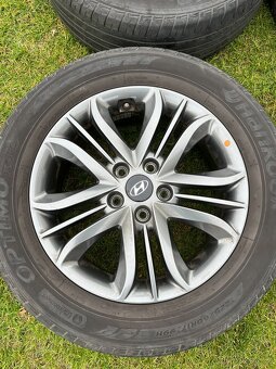 225/60 R17 original ALU kola Hyundai - 2