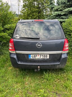 Opel Zafira - 2