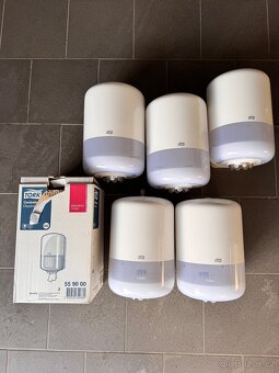 Box na papírové ručníky TORK M2 - 2