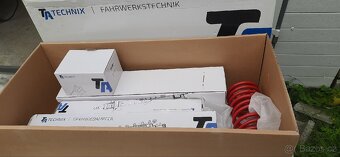 Nový Stavitelny podvozek vw polo 9n /set - 2