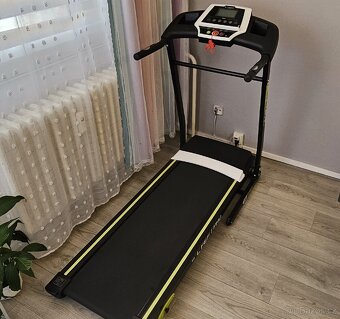 Běžecký pás LifeFit TM3200 - 2