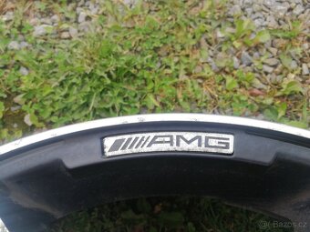 Krásná alu kola Mercedes Amg 8,5j19 - 2