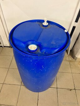 Sud na dešťovou vodu 200l - 2