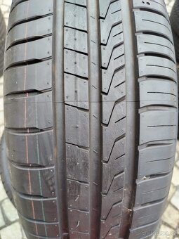 195/65/15 letni pneu HANKOOK 195/65 R15 - 2