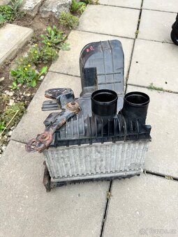 Prodam intercooler Avensis T25 2003- 2.0 D4D z - 2