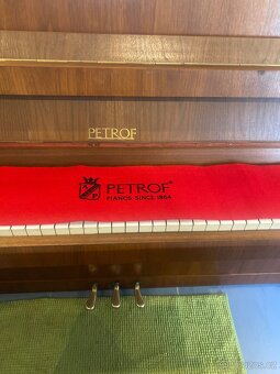 Pianino Petrof model P 115 II - 2