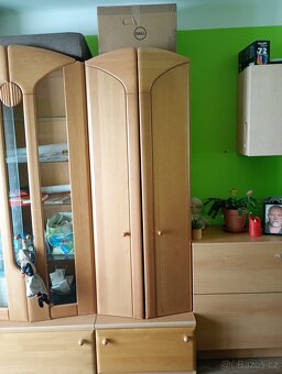 Světlá obývací stěna - 2