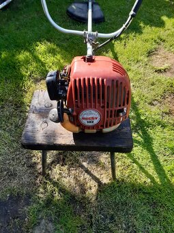 Křovinořez Hecht 132 - 2