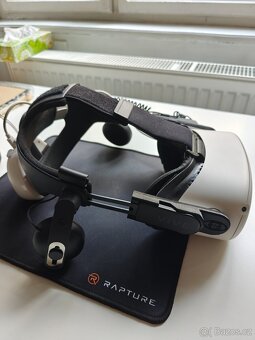 Oculus Quest 2 + prislusenstvi - 2