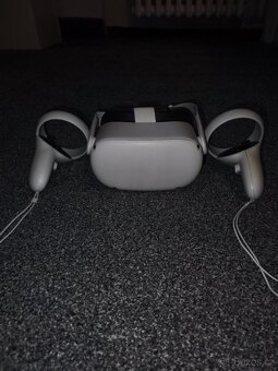 Meta (Oculus) Quest 2 - 2