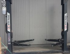 Zvedák dvousloupový - AUTOMAT 3.500kg v ZÁRUCE - 2