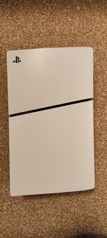 Prodám PS5 Slim v záruce - 2