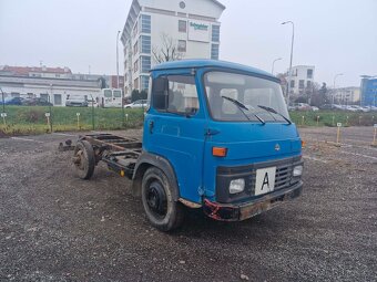 Avie na náhradní díly bez TP - 2