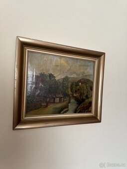 Obrazy k dispozici. - 2