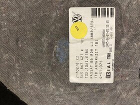 výplň kufru Passat b6 - 2