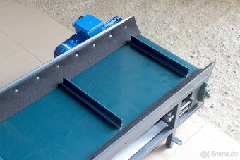 Pásový dopravník - transportní 350x30 - 2
