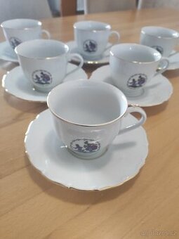 Kávové porcelánové šálky s podšálky - 2