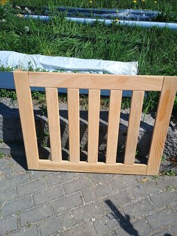 Zábrana do dveří nebo schodiště pro děti - 2