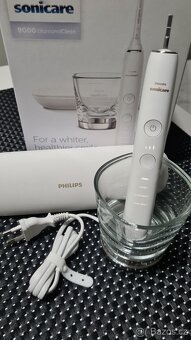 Elektrický kartáček Philips Sonicare DiamondClean HX9911 - 2