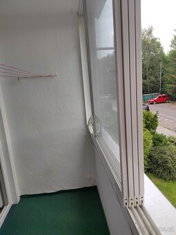 Prodám zasklení balkónové. - 2
