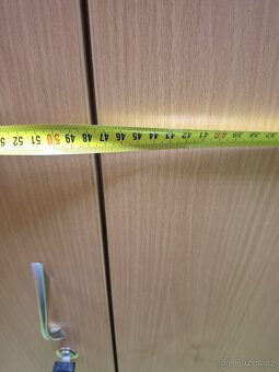 Dřevěné šatní skříně - 2