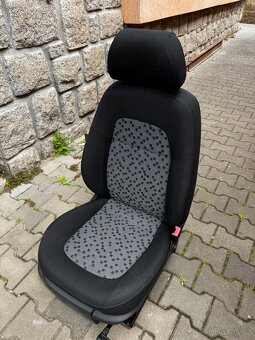 Sedačky Škoda Fabia 1 - 2