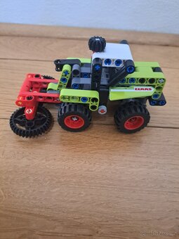 Lego Technic 42102 - Kombajn - 2