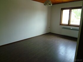 Prostorny dum bez nutnych investic... - 2