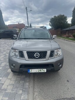 Prodám Nissan Navara D40 4x4 2,5 nafta 140 KW automat - 2