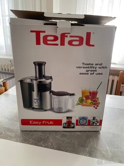 Odšťavňovač ovoce a zeleniny Tefal easy fruit extractor - 2