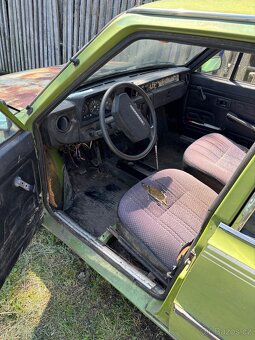 Škoda 120 na náhradní díly - 2