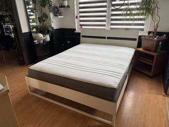 Postel 160×200 s dopravou po Praze zdarma a montáž postele - 2