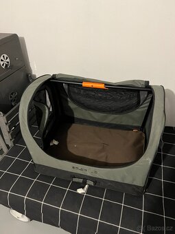 Přepravka pro psa do auta - 2