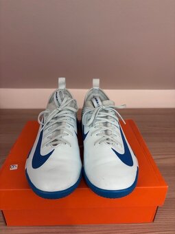 NIKE kopačky ZOOM VAPOR 16 ACADEMY IC vel.37,5 - 2