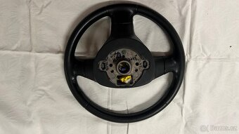 Tříramenný kožený volant Volkswagen - 2