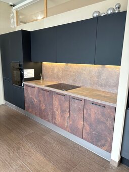 Nová linka VELVET STAR-Černý SuperMat-340 cm, záruka 24 měs. - 2