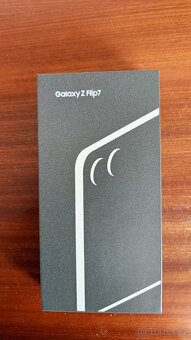 Samsung galaxy Z  Flip7 - 256G - 2