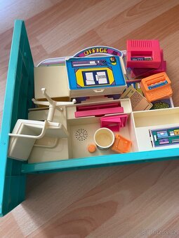 Retro kancelář pro Barbie - 2