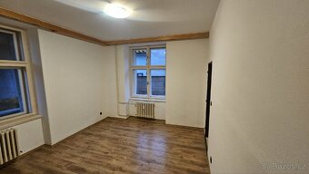 Pronájem 2+1 Chrast u Chrudimi - 2