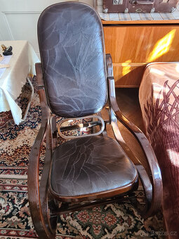 Houpací křeslo - 2